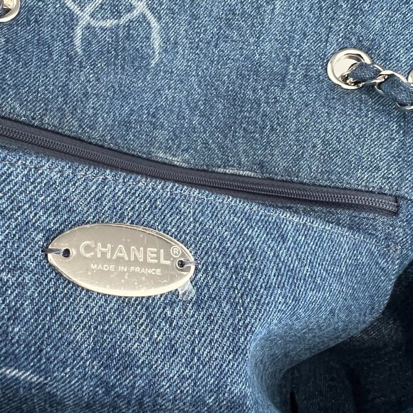 CHANEL 20 CC DENIM JUMBO FLAP BAG NWOTS! - Picture 16 of 17